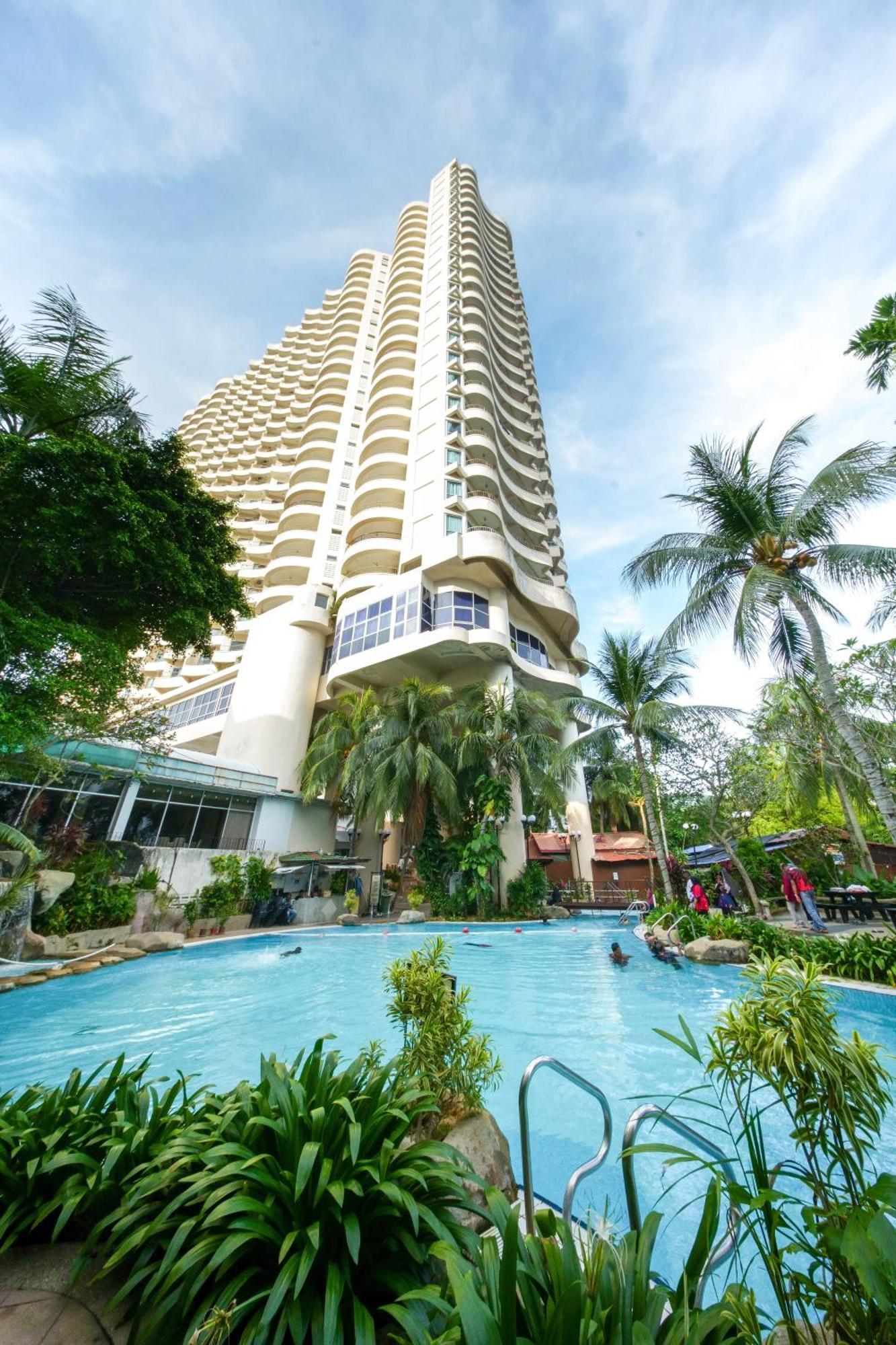 Rainbow Paradise At Tanjung Bungah Tanjung Bungah  Exterior photo