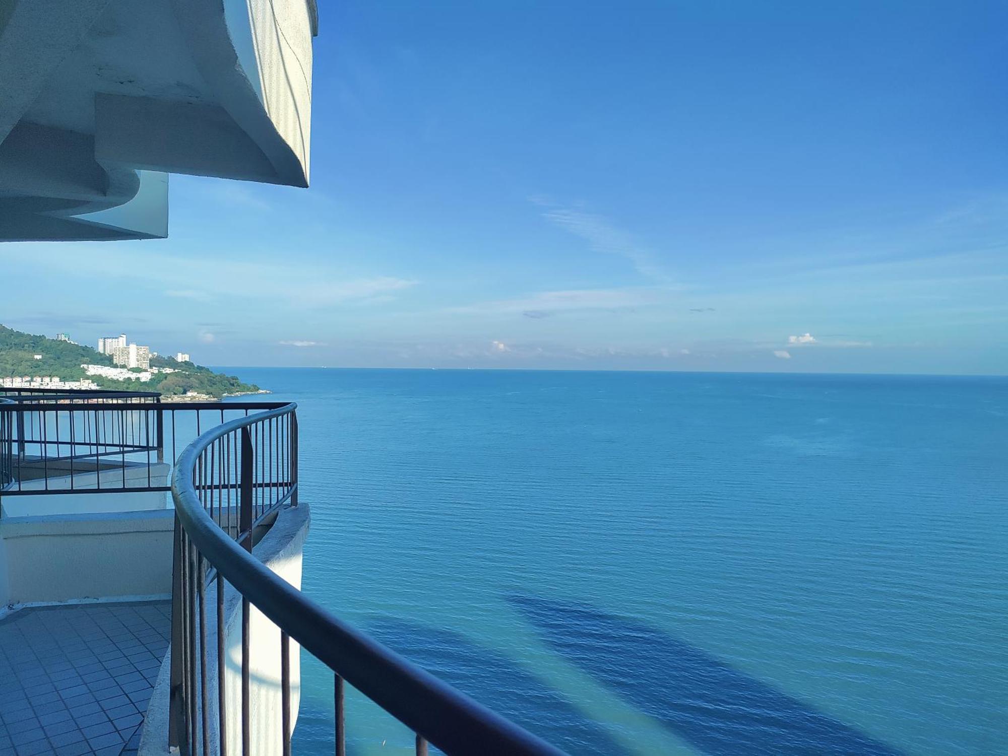 Rainbow Paradise At Tanjung Bungah Tanjung Bungah  Exterior photo